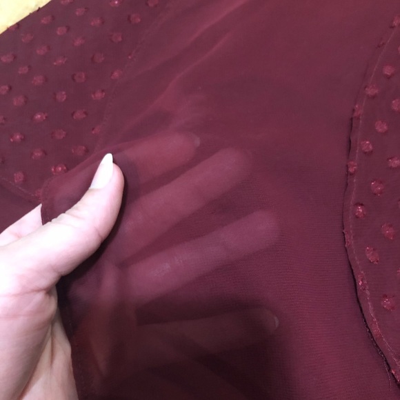 DENVER HAYES | Burgundy 3/4 Top - Picture 3 of 7